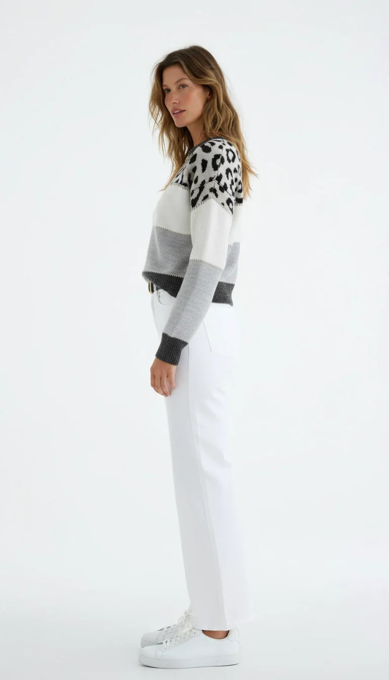 Yara™ - Leopard Print Pullover met Stijl